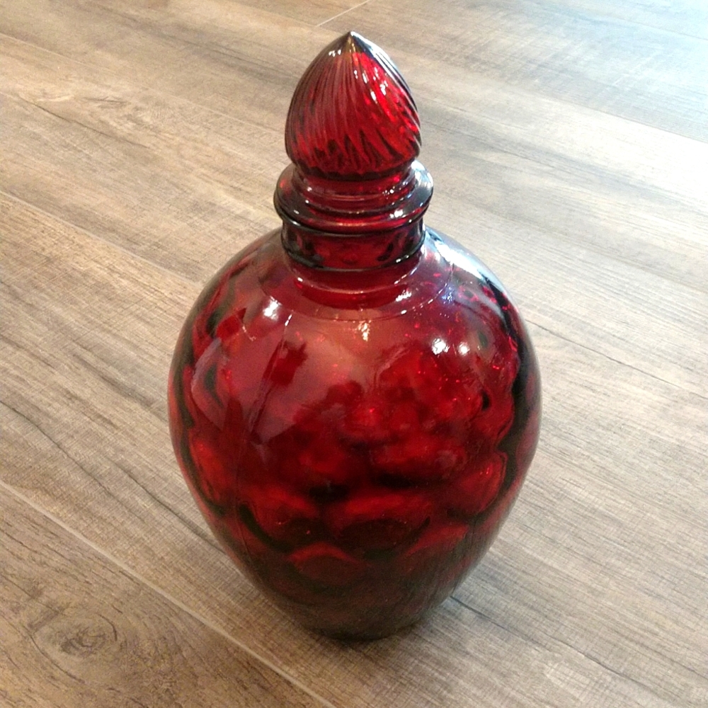 Vintage Red Glass‎ Decanter
